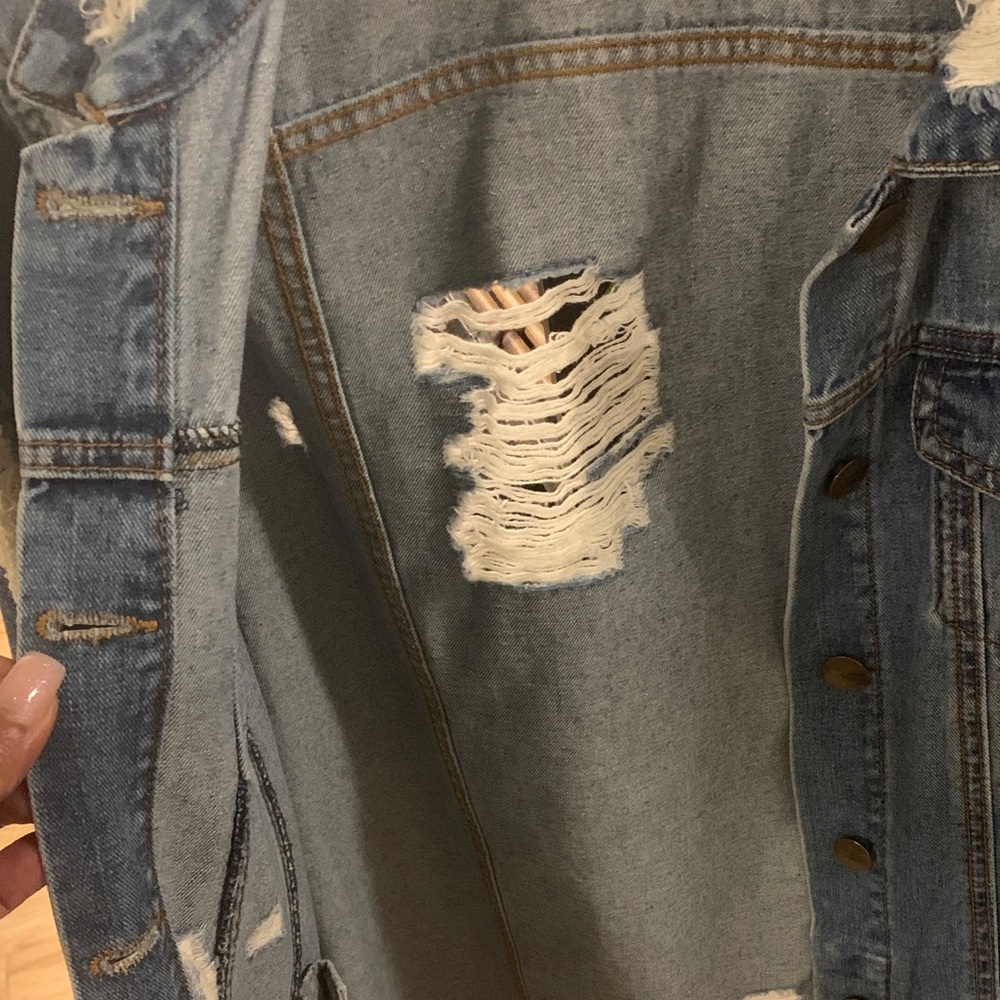 Black Rivet Ripped Denim Jacket - Picture 4 of 5